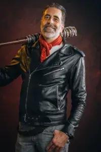 Spotter als Negan Cosplay